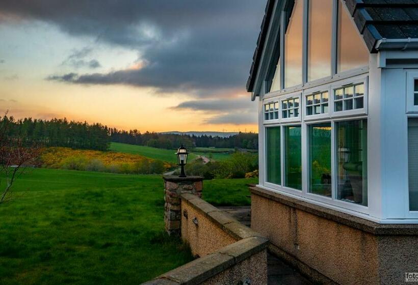 The Gables Whisky B&b