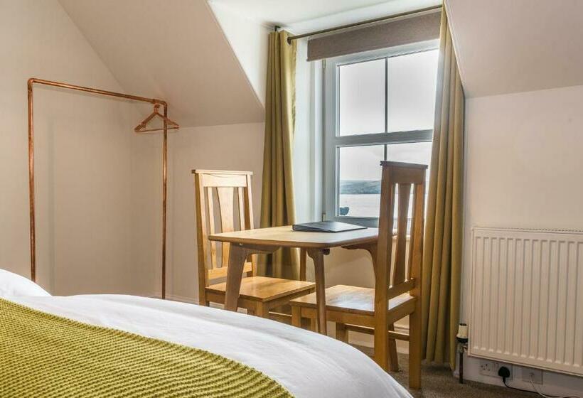 The Old School House B&b