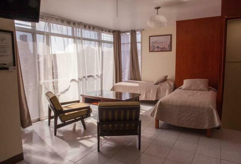 فندق صغير Posada Galeria Alberto Sedas