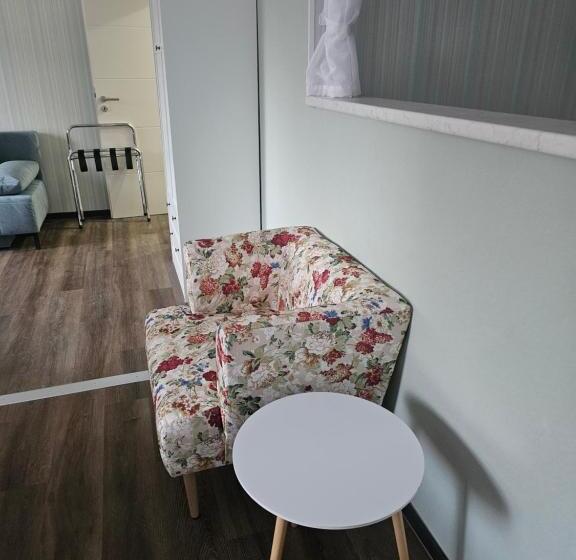 Общежитие Gästehaus Loehnert Gmbh