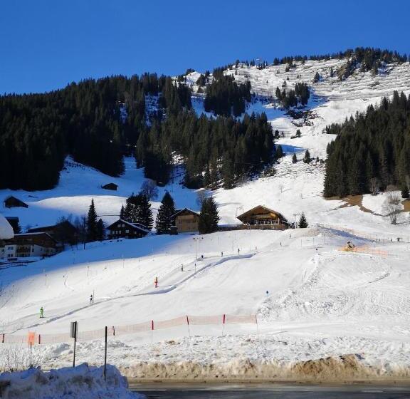 호스텔 Gästehaus Thaler