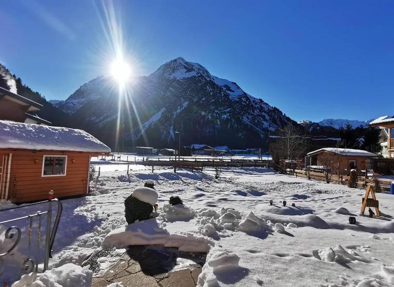 호스텔 Gästehaus Thaler