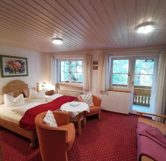 호스텔 Gästehaus Thaler