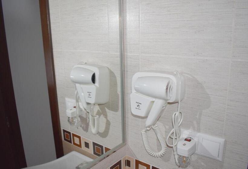 הוסטל Iznájar Suites