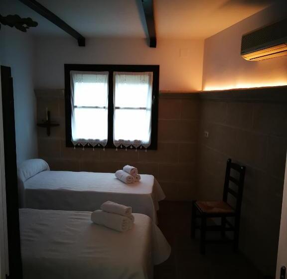 فندق صغير La Pension Del Parador