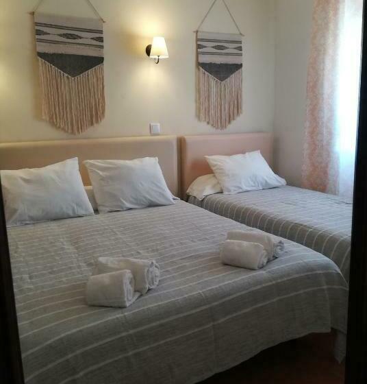 فندق صغير Quartos Abelha