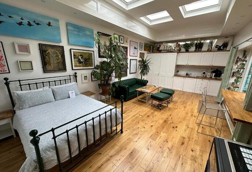 Общежитие The Beetroot