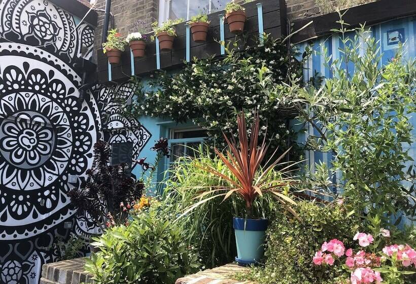 Общежитие The Beetroot