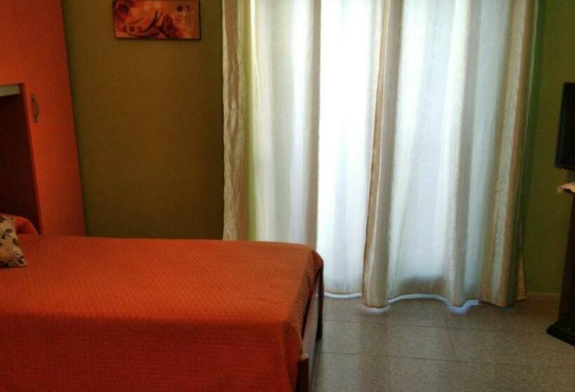 تختخواب و صبحانه Capinera