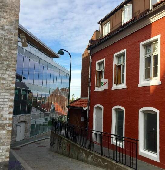 Bed and Breakfast Cozee Central Apartments