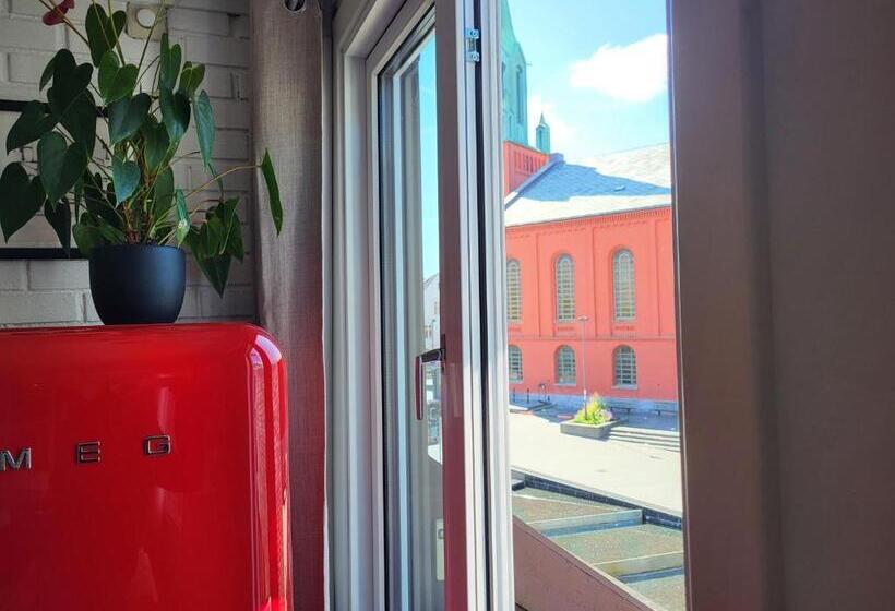 Bed and Breakfast Cozee Central Apartments