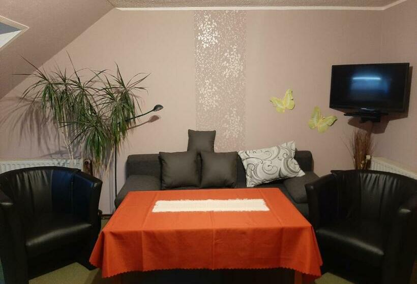 مبيت وإفطار Ferienzimmer Wenzel