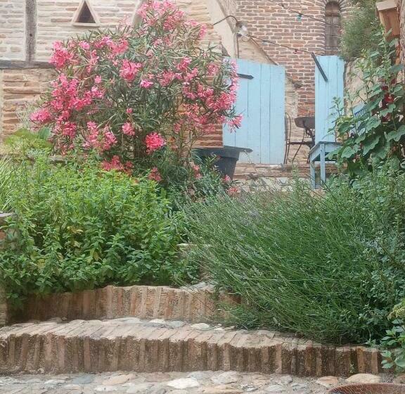 Bed and Breakfast La Lauze Et L Anguille