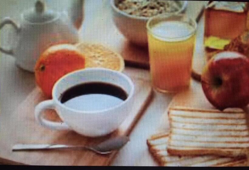 ベッドアンドブレックファースト La Mortilla