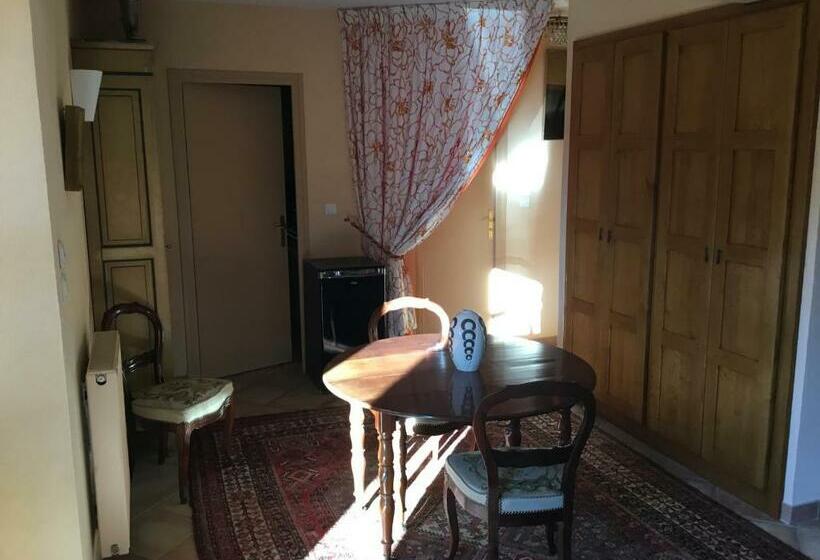 مبيت وإفطار Le Clos De Rose