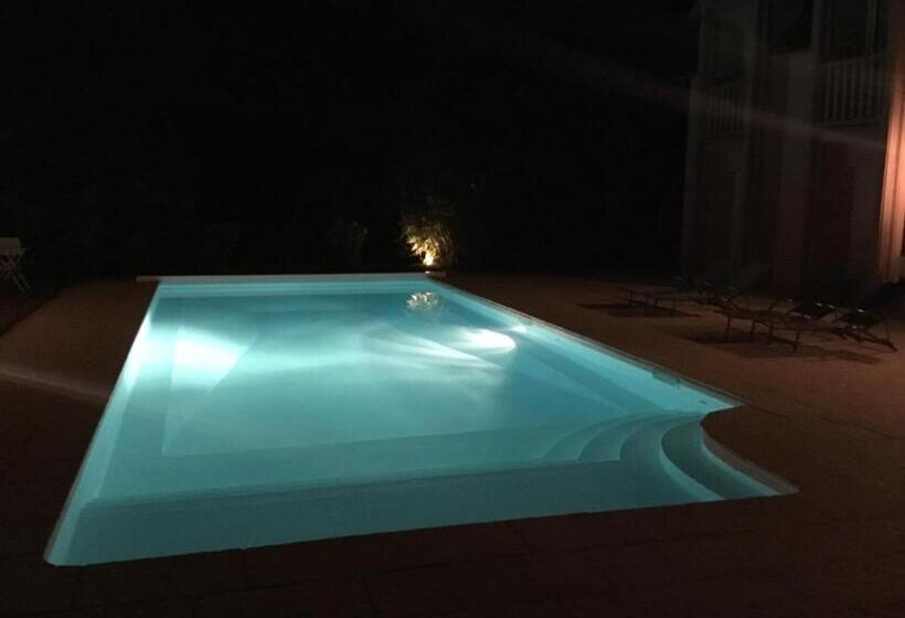 مبيت وإفطار Le Clos De Rose