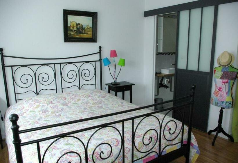 Bed and Breakfast Les Fermes De Kercadoret