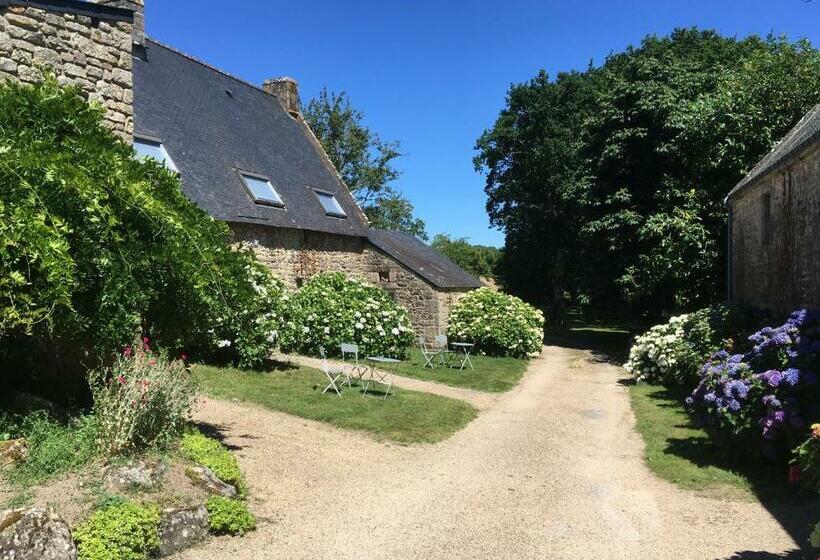 Bed and Breakfast Les Fermes De Kercadoret