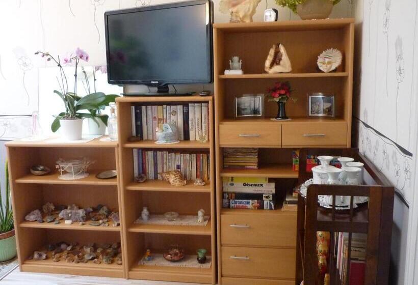 ベッドアンドブレックファースト Les Hirondelles Du Paradis 6 Rue Des Oiseaux