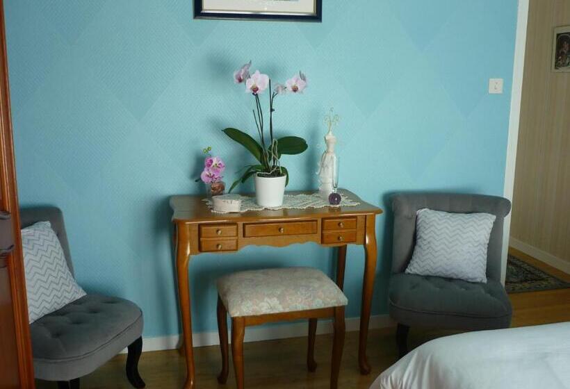 ベッドアンドブレックファースト Les Hirondelles Du Paradis 6 Rue Des Oiseaux