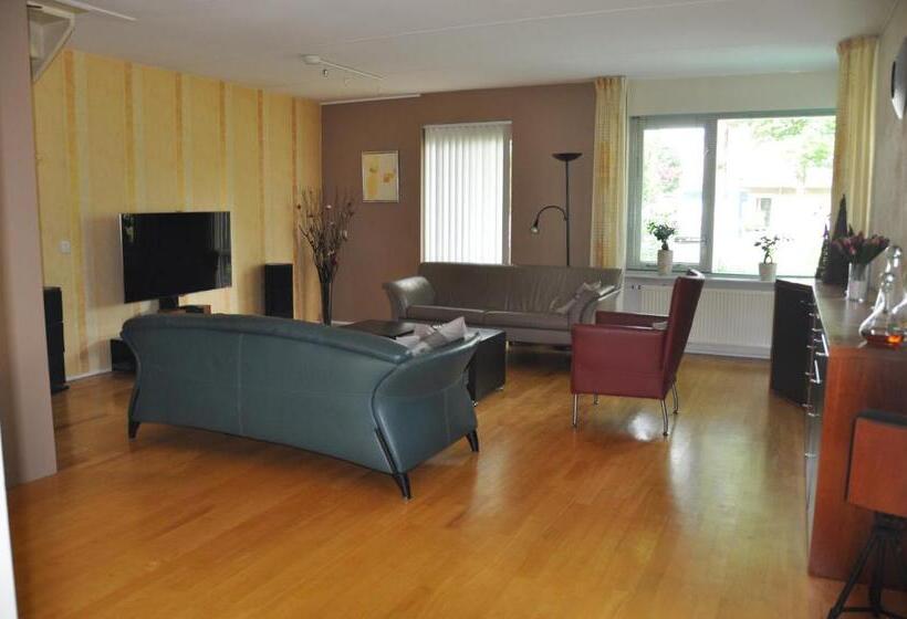 צימר Mango House Homestay