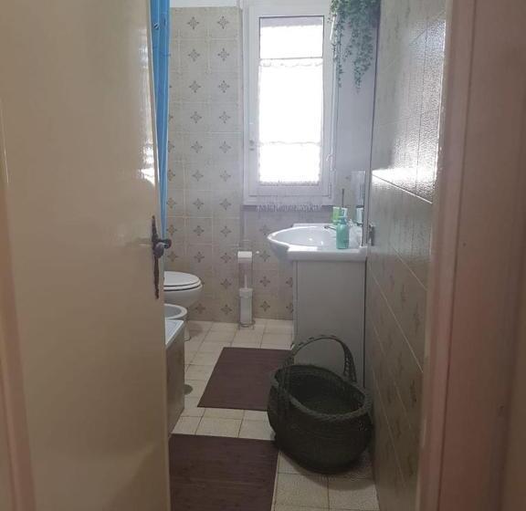 تختخواب و صبحانه Mirella S House Viaverona