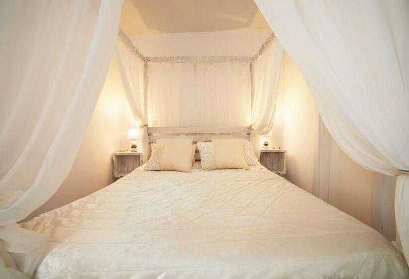 تختخواب و صبحانه O Quintal Guesthouse