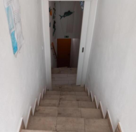 تختخواب و صبحانه O Quintal Guesthouse