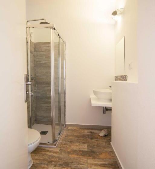 تختخواب و صبحانه O Quintal Guesthouse