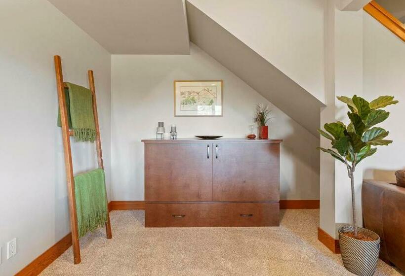 צימר Shawnigan Hills Guest Suite