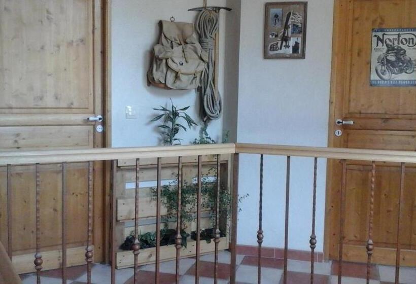 مبيت وإفطار Stella Alpina