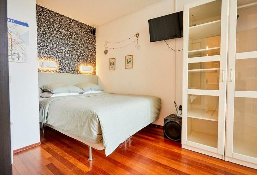 مبيت وإفطار Treehouse Inn