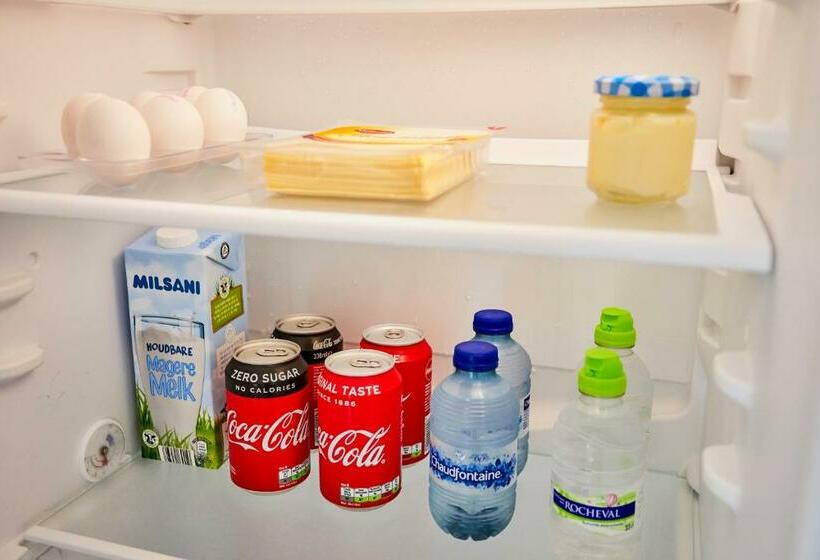 مبيت وإفطار Treehouse Inn