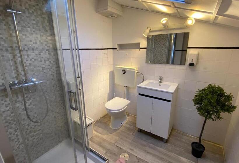 הוסטל Eskama Guest House