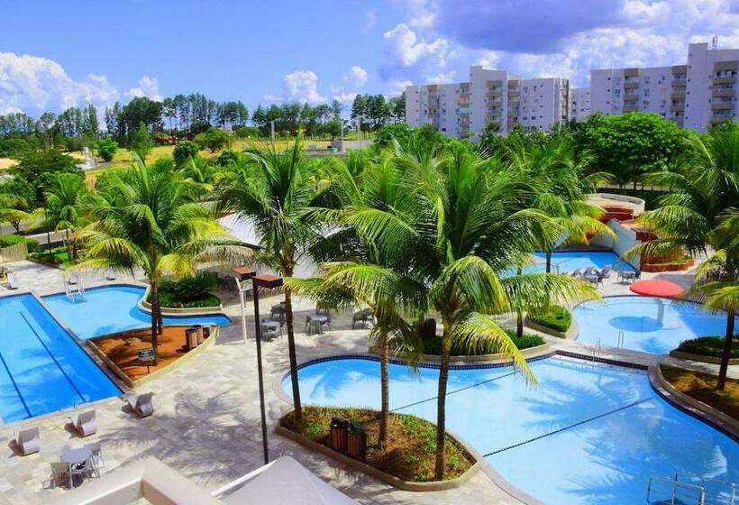 Frente Ao Parque Da Lagoa Quente Entrada Não Inclusa Aptos Particulares Com Varanda