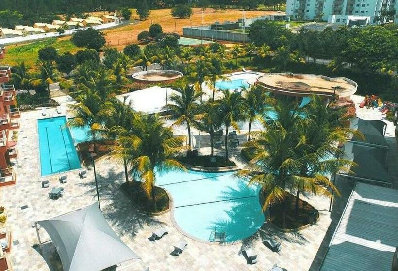 Frente Ao Parque Da Lagoa Quente Entrada Não Inclusa Aptos Particulares Com Varanda