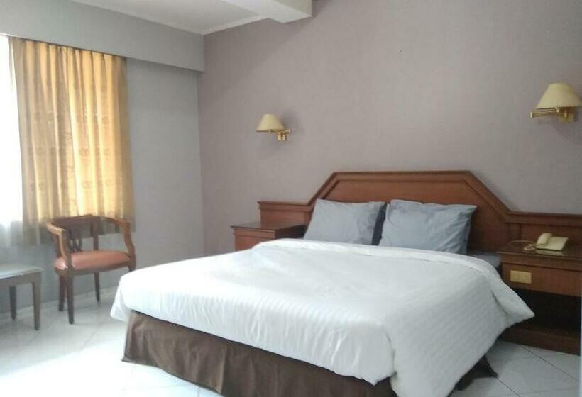 K Style Eco Hotel Jakarta