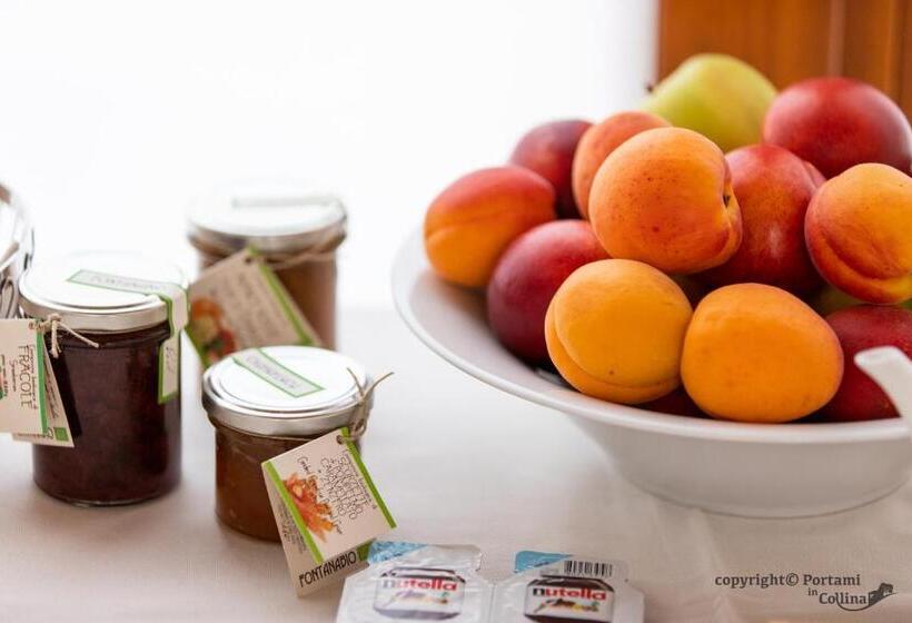 Отель Portami In Collina