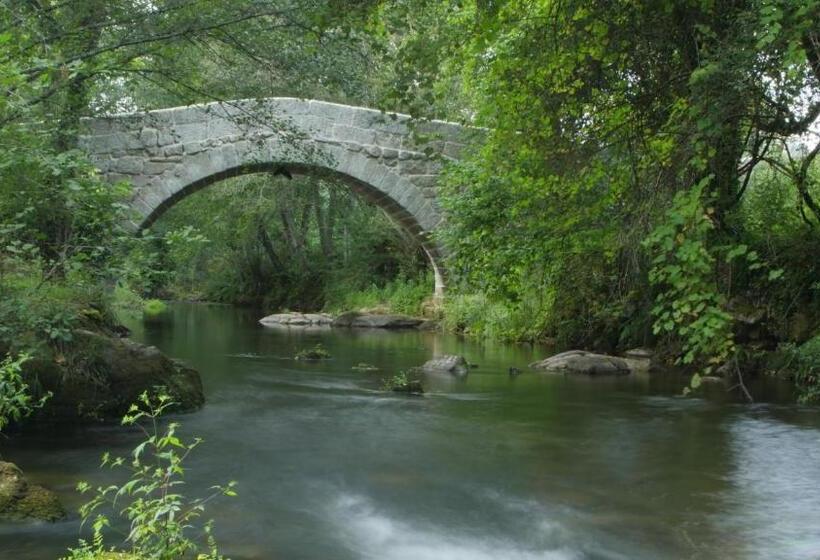 Отель Quinta De Silharezes, Lda