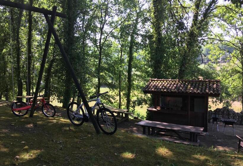 Отель Quinta De Silharezes, Lda