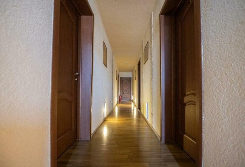 Мотель Pensiunea Cupidon