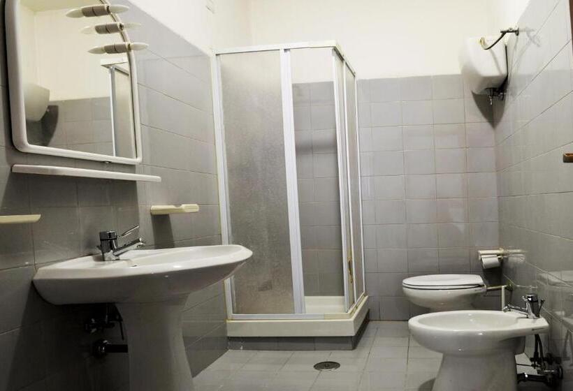 Ostello Del Parco Di Monte Cucco