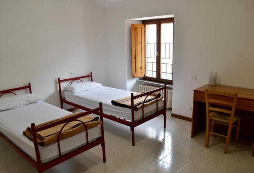 Ostello Del Parco Di Monte Cucco