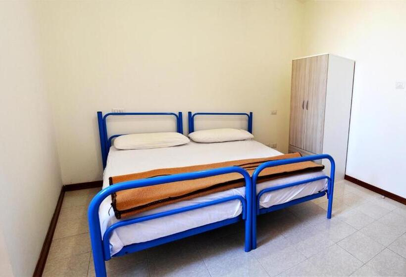 Ostello Del Parco Di Monte Cucco