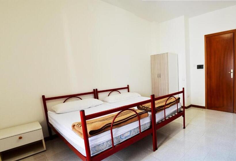 Ostello Del Parco Di Monte Cucco