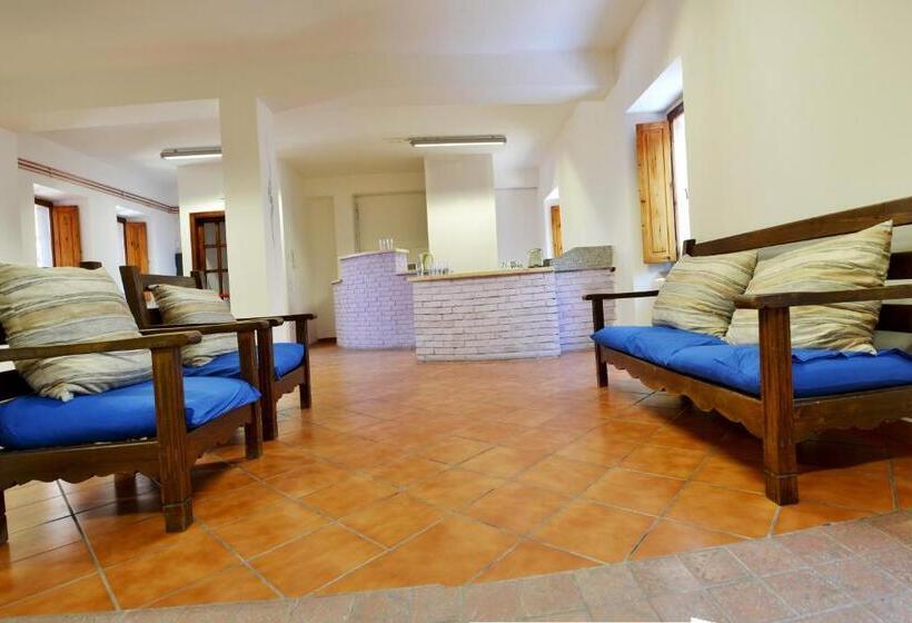 Ostello Del Parco Di Monte Cucco