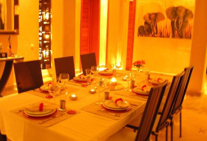 پانسیون Dar Kamango