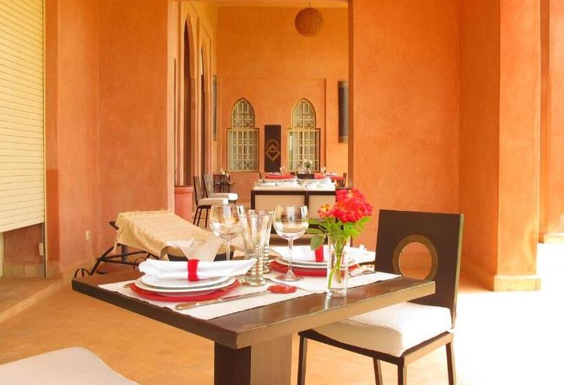 پانسیون Dar Kamango