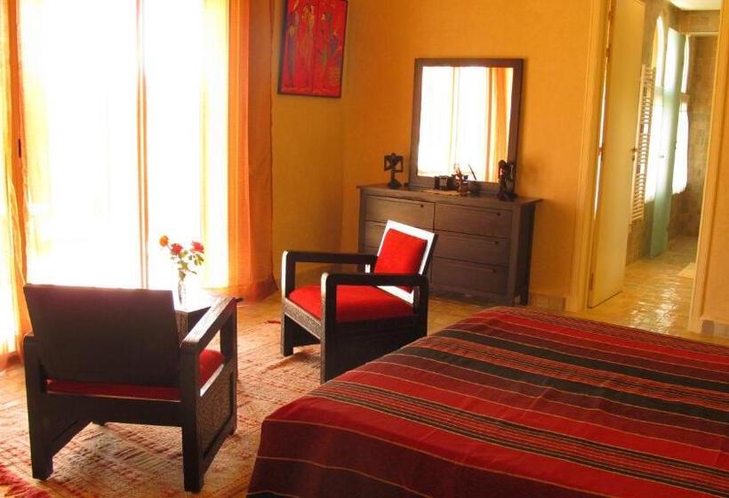 پانسیون Dar Kamango