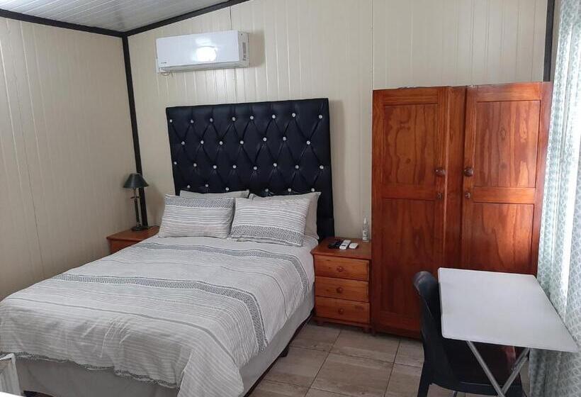 פנסיון Elephant Walk Guesthouse And Back Packers